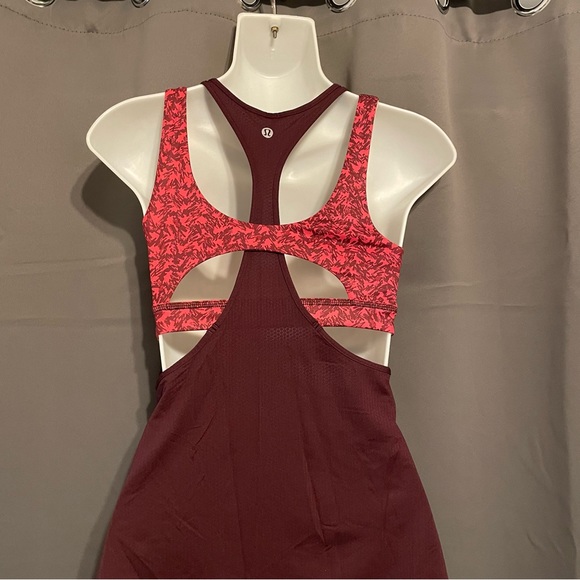 Never Worn LuluLemon Built-In Bra Athletic Tank Top for Running and Yoga - Picture 3 of 3